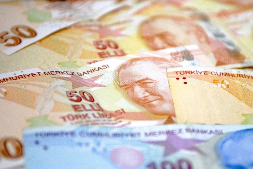 Çok kazandığı halde az vergi ödeyen sanatçılar radara girdi