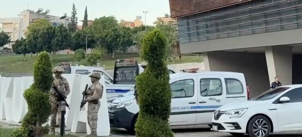Çukurova Belediyesi’ne operasyon!