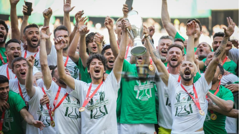 Cumhurbaşkanı Erdoğan Bursaspor'u kutladı