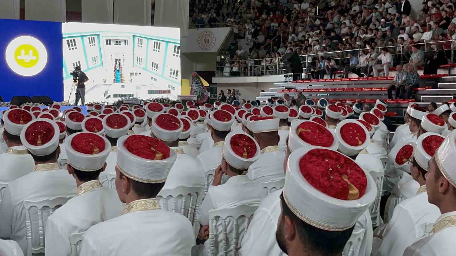 Diyanet İşleri Başkanı Erbaş, Konya’da Hafızlık İcazet Merasimi’ne katıldı