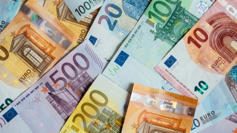 Dolar  ne kadar oldu? Euro ve sterlin kaç TL?