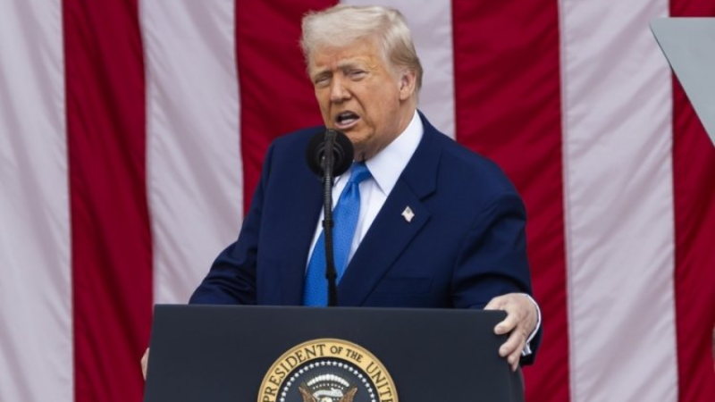 Donald Trump: Putin ateşle oynuyor