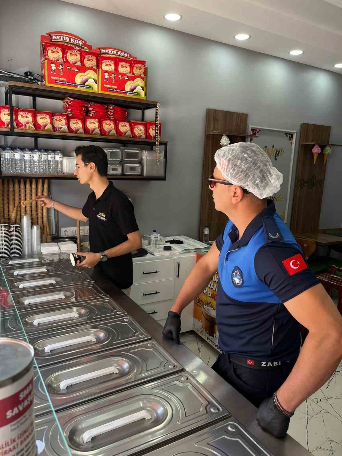 Dondurma satılan işyerlerinde kapsamlı denetimler yapıldı