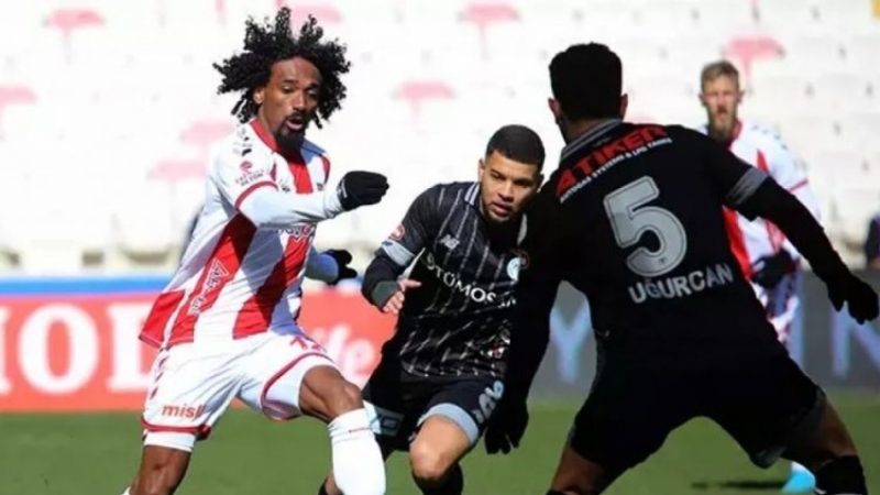 Düşme hattında puanlar paylaşıldı; Ne Sivas, ne Konya...