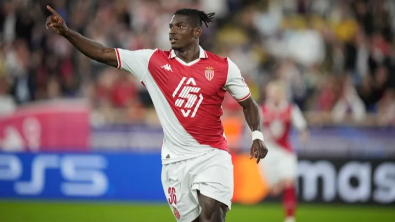Embolo adım adım Beşiktaş'a!