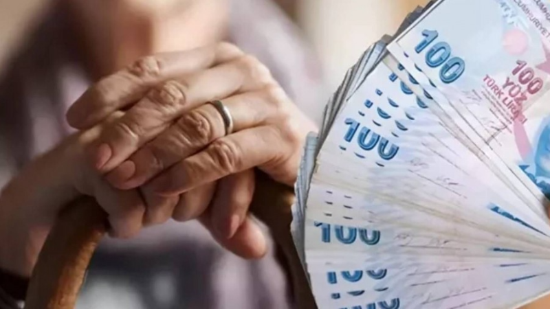 Emekliler bu haberi bekliyor; Bayram ikramiyesi ne zaman yatacak?