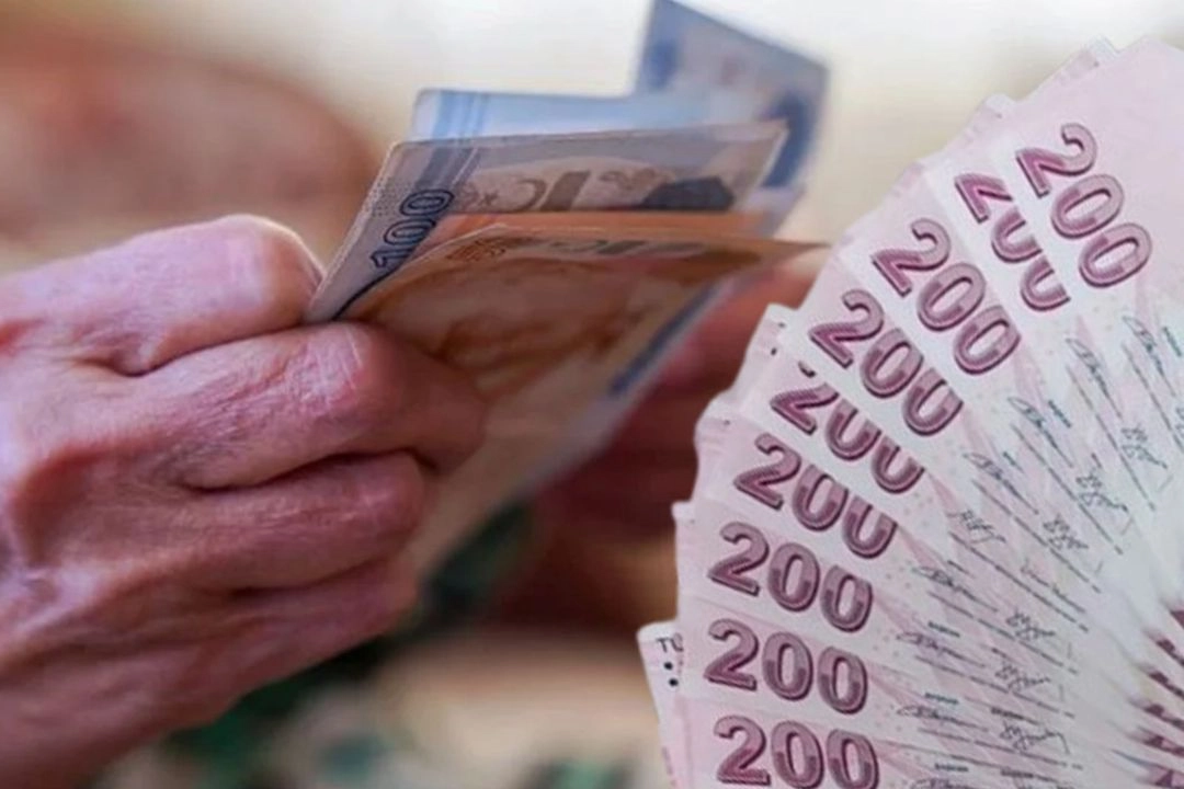 Emeklinin bayram ikramiyesi bakın kaç para olacak?