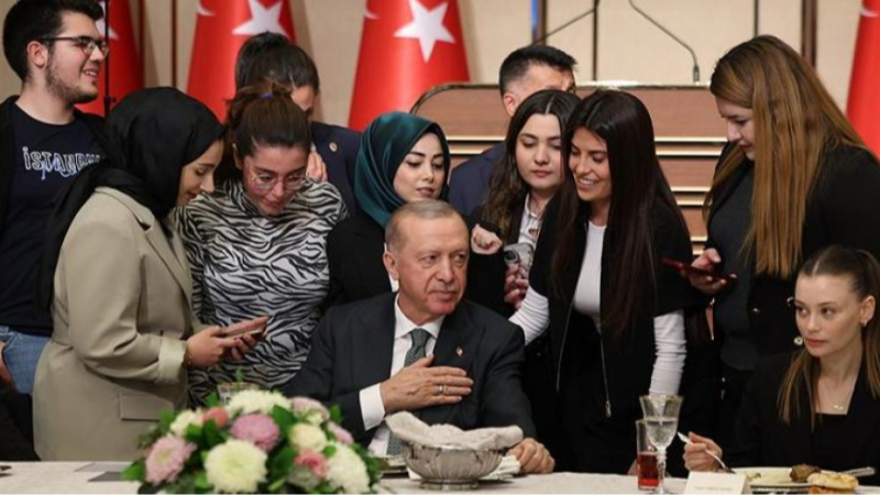 Erdoğan: Biz bu ülkeyi sokak terörüne teslim etmeyeceğiz