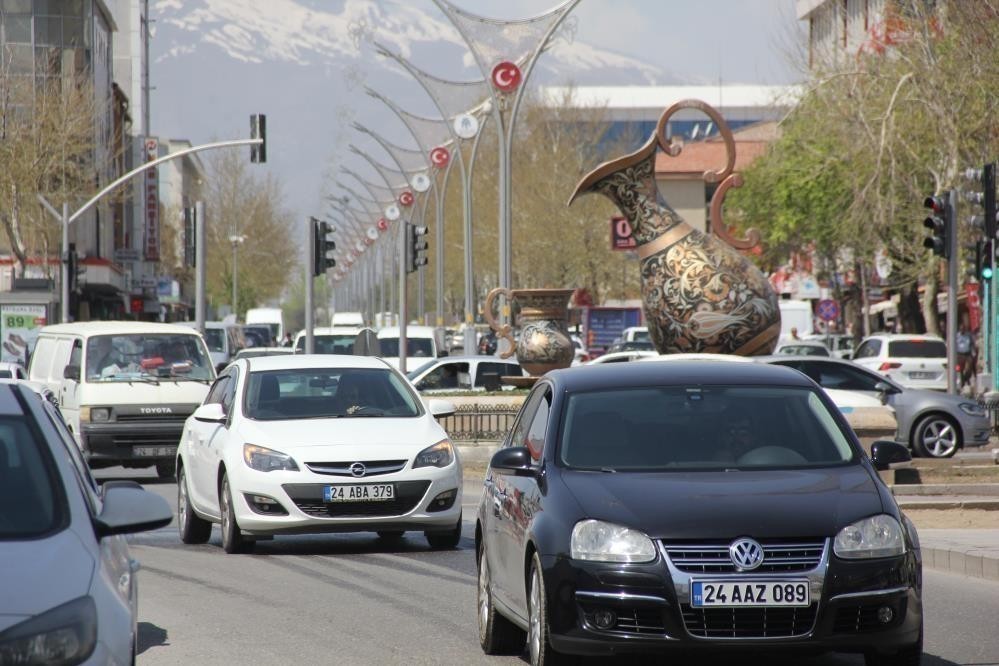Erzincan’da araç sayısı 79 bin 988 oldu