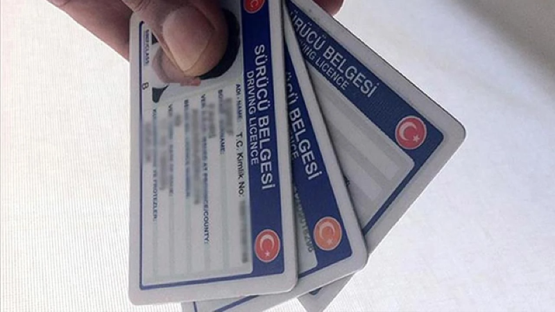 Eski ehliyet nasıl yenilenir? İşte yapılacaklar...