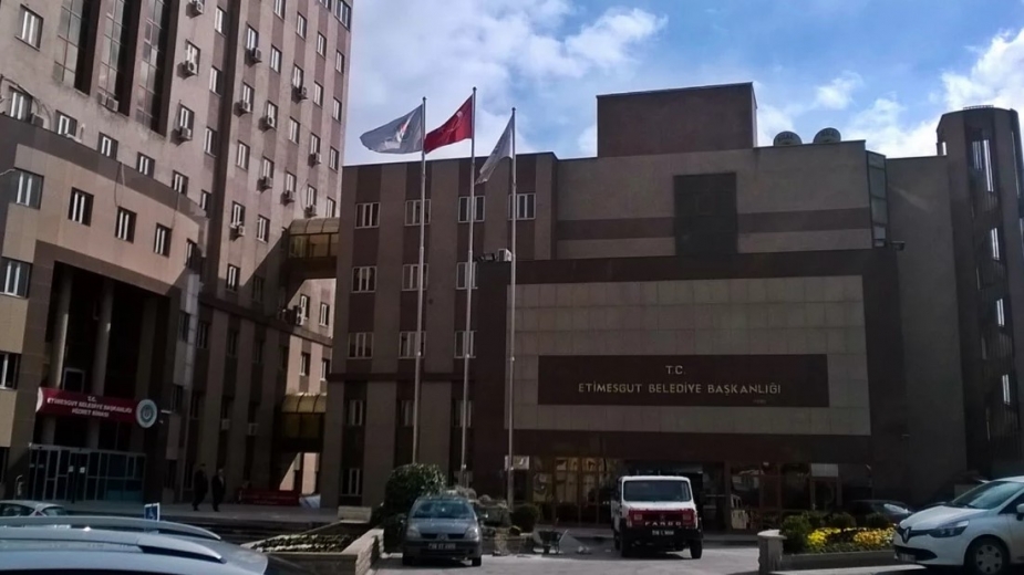 Etimesgut Belediyesi’ne operasyon: Gözaltılar var!
