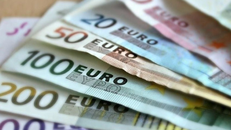 Euro’dan tarihi rekor! Zirveyi gördü...
