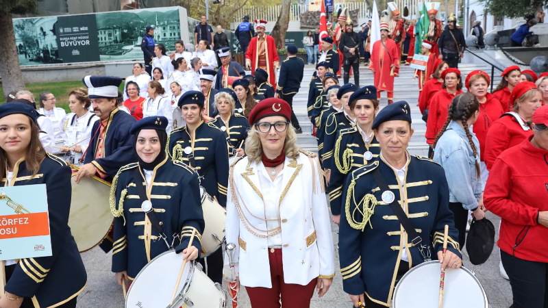 Farklı kültürlerin ritmi Bursa'da yankılandı