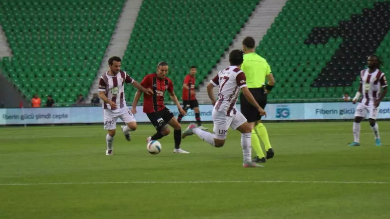 Fatih Karagümrük yeniden Süper Lig'de!