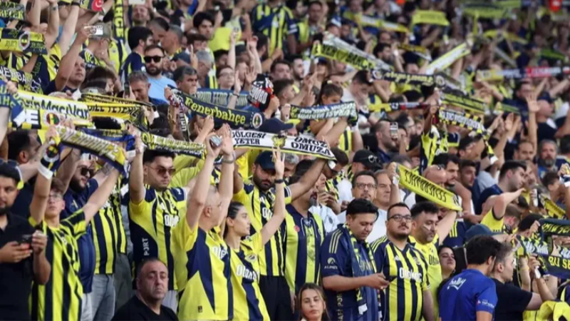 Fenerbahçe taraftarı faturayı bakın kime kesti!