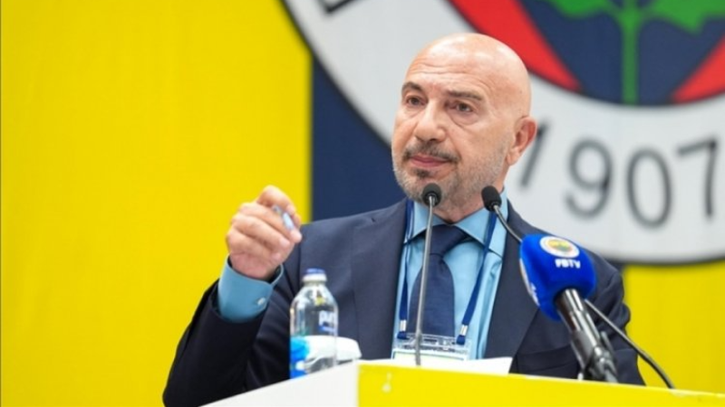 Fenerbahçe'de flaş gelişme; O isim çekildi...