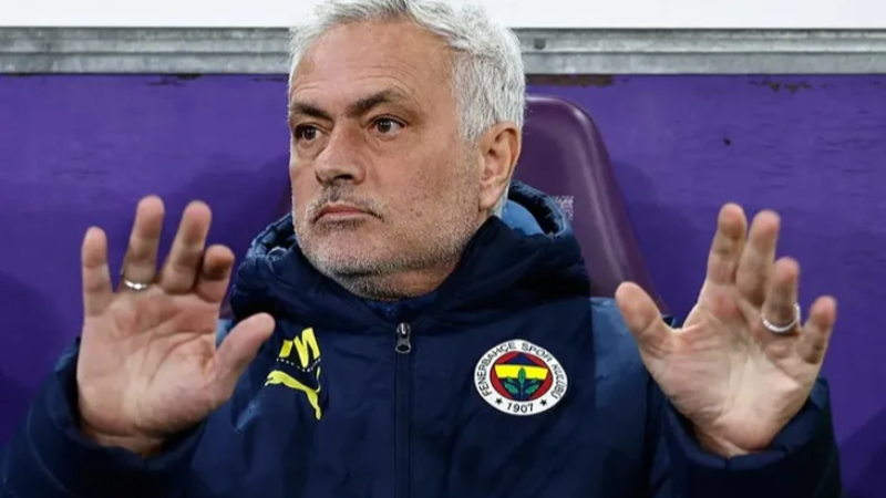 Fenerbahçe'de iki ismin bileti kesildi!
