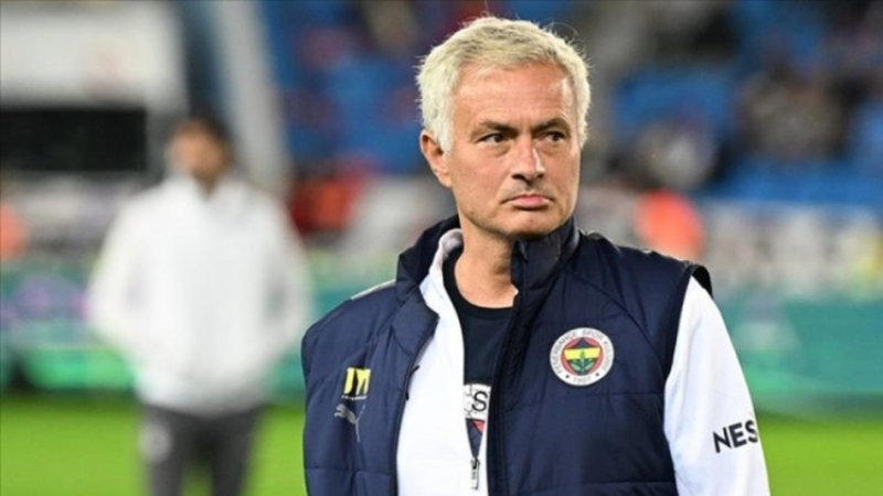 Fenerbahçe'de Mourinho o isimleri takımda istemiyor