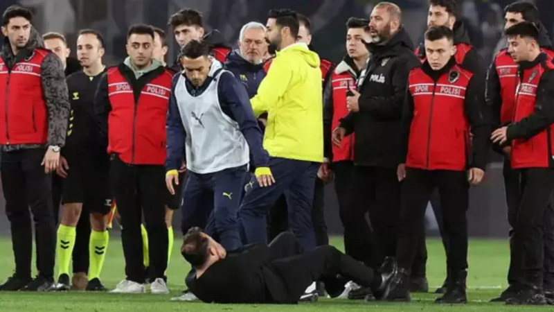 Fenerbahçe'den Okan Buruk için sert açıklama!