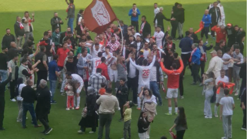 Fethiye İdman Yurdu TFF 3. Lig’de...Bir Bursa takımı daha profesyonel ligde
