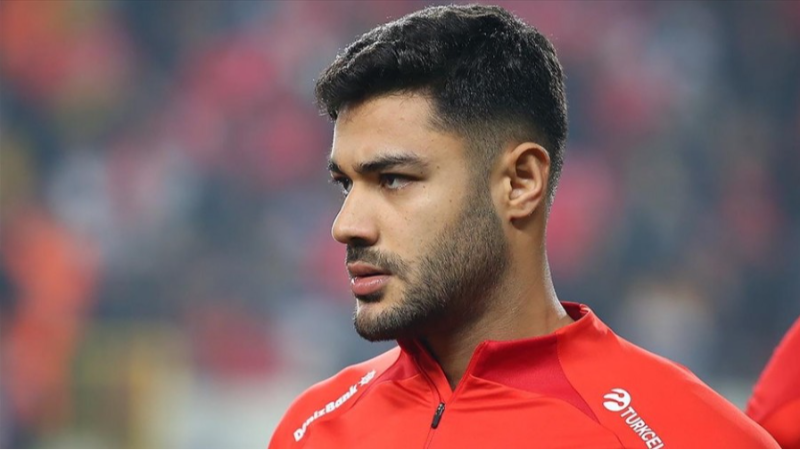 Galatasaray eski stoperini geri alıyor