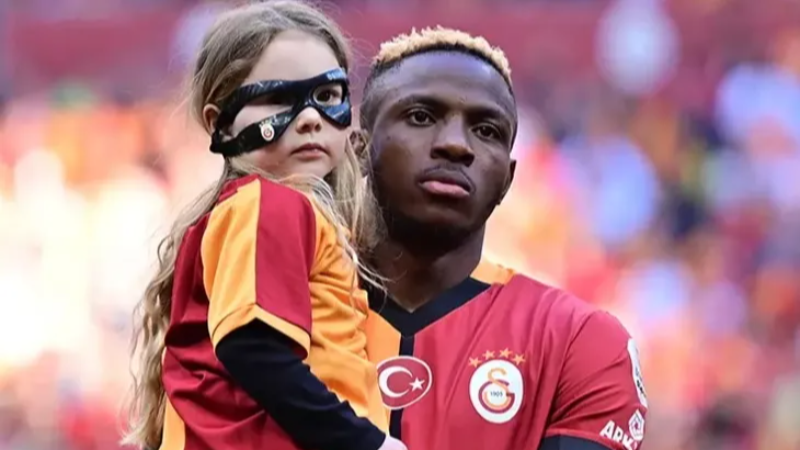 Galatasaray Osimhen transferini gerçekleştirebilecek mi?