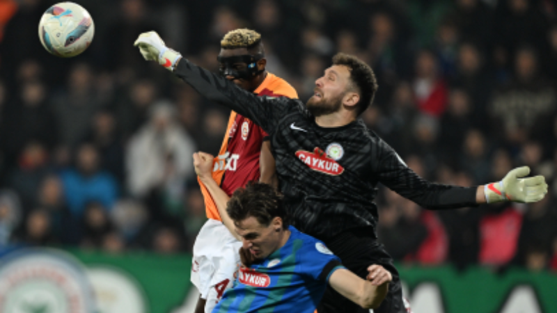 Galatasaray'ı Rize'de Osimhen uçurdu