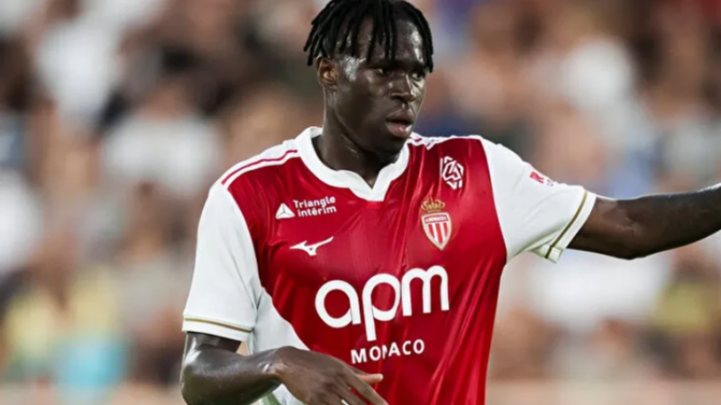 Galatasaray'ın yeni stoperi geliyor!