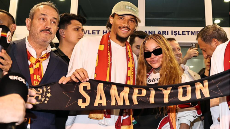 Galatasaray'ın yeni yıldızı Türkiye'de