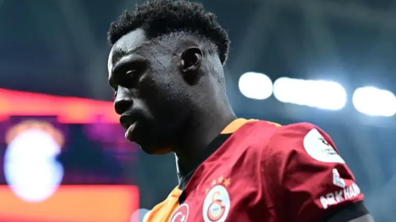 Galatasaraylı Davinson Sanchez'e talip çıktı