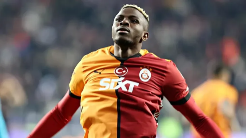 Galatasaraylılar merak ediyor; Osimhen sahalara ne zaman dönecek?