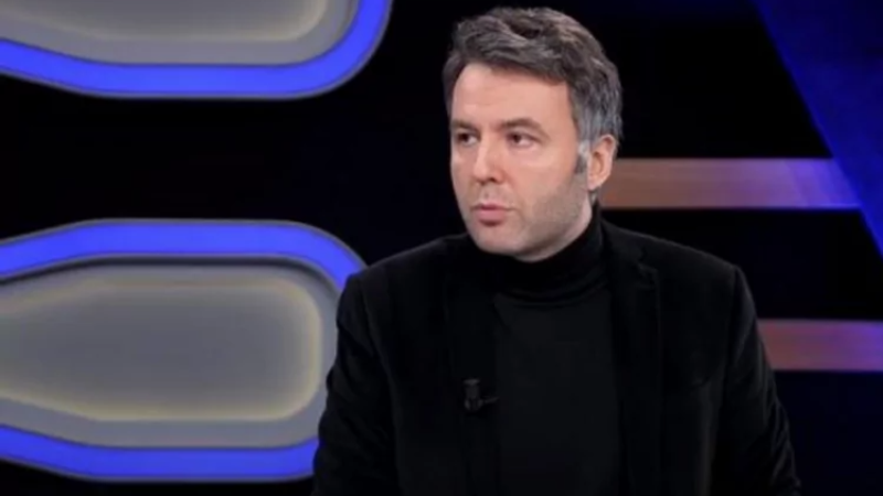 Gazeteci Mehmet Akif Ersoy gözaltına alındı