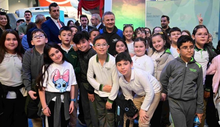 Gezeravcı, GUHEM’de uzay yolculuğunu anlattı