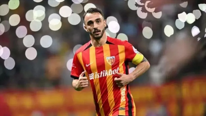 Gökhan Sazdağı resmen Beşiktaş'ta