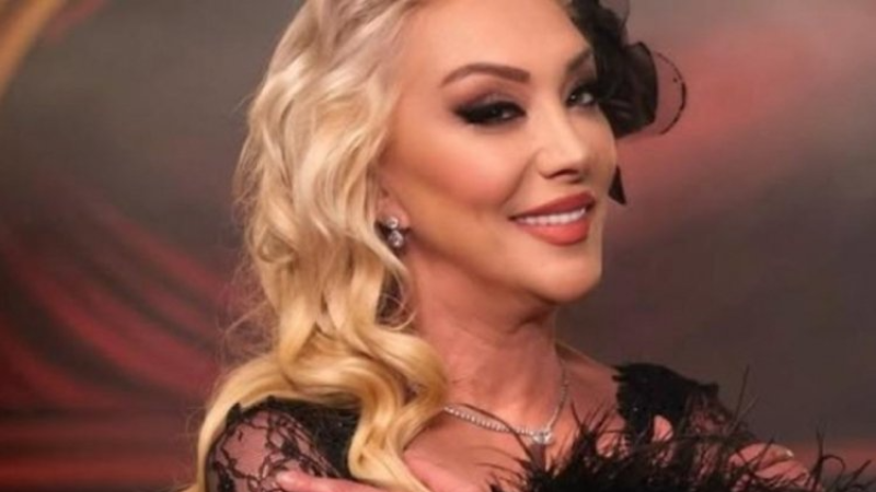 Güllü'den acı haber!