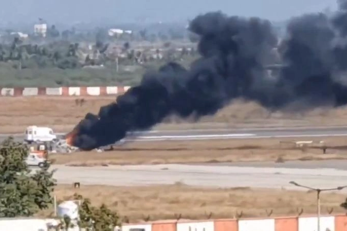 Hindistan'da helikopter düştü: 3 ölü