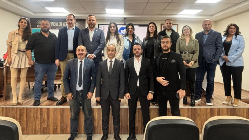 İGD'de Mesut Demir yeniden başkan