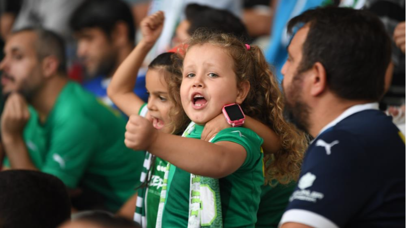 İlk kez maça gittiler...