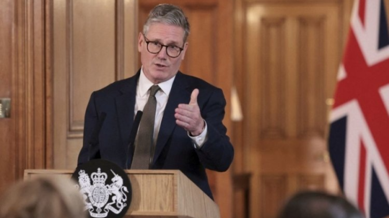 İngiltere Başbakanı Starmer'dan Zelenskiy'e destek