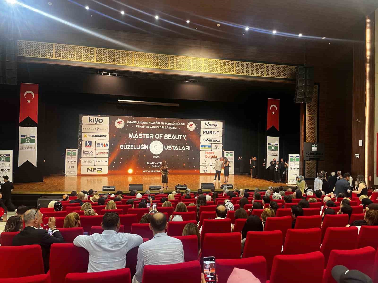 İstanbul’da 50 kuaföre meslek başarı ödülü verildi