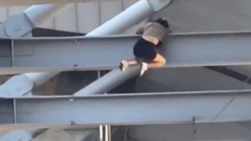 İstanbul'da görenler gözlerine inanamadı; Hareketli dakikalar...