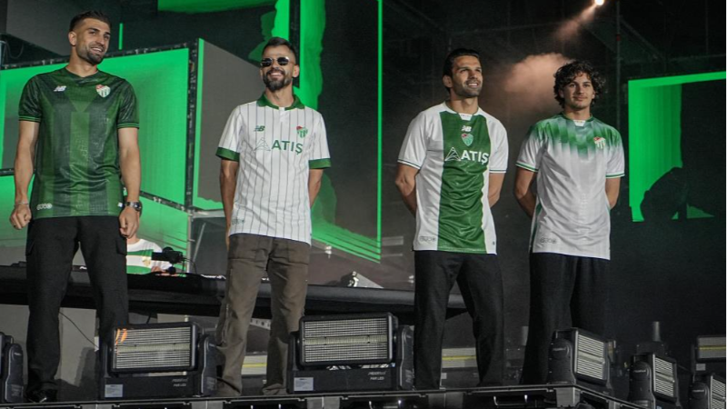 İşte Bursaspor'un yeni sezon formaları