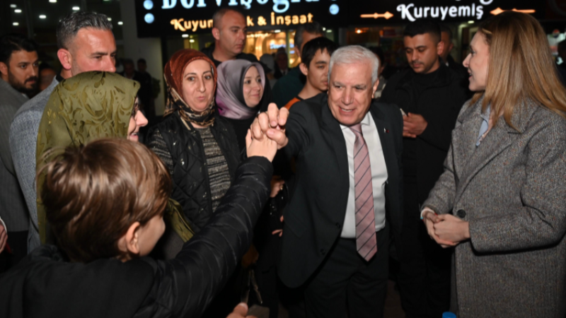 İşte dayanışma, işte paylaşma...Bursa'da güzel görüntüler...