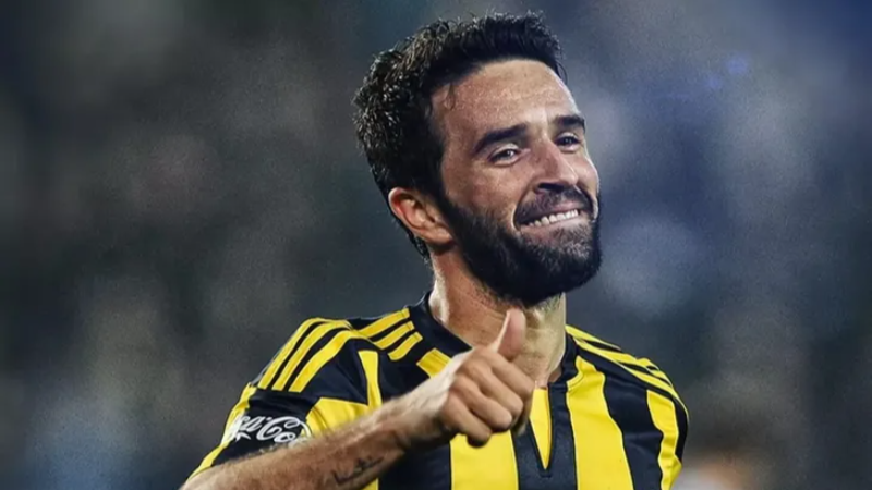 İşte Fenerbahçe'de Mourinho'nun yeni yardımcısı!