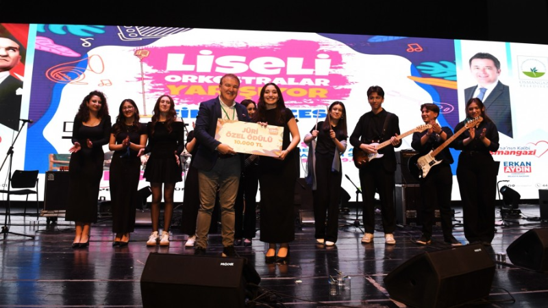 İşte geleceğin müzisyenleri; Bursa'da kulakların pası silindi