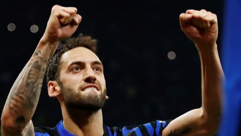 İtalyanlar açık açık duyurdu: Hakan Çalhanoğlu...