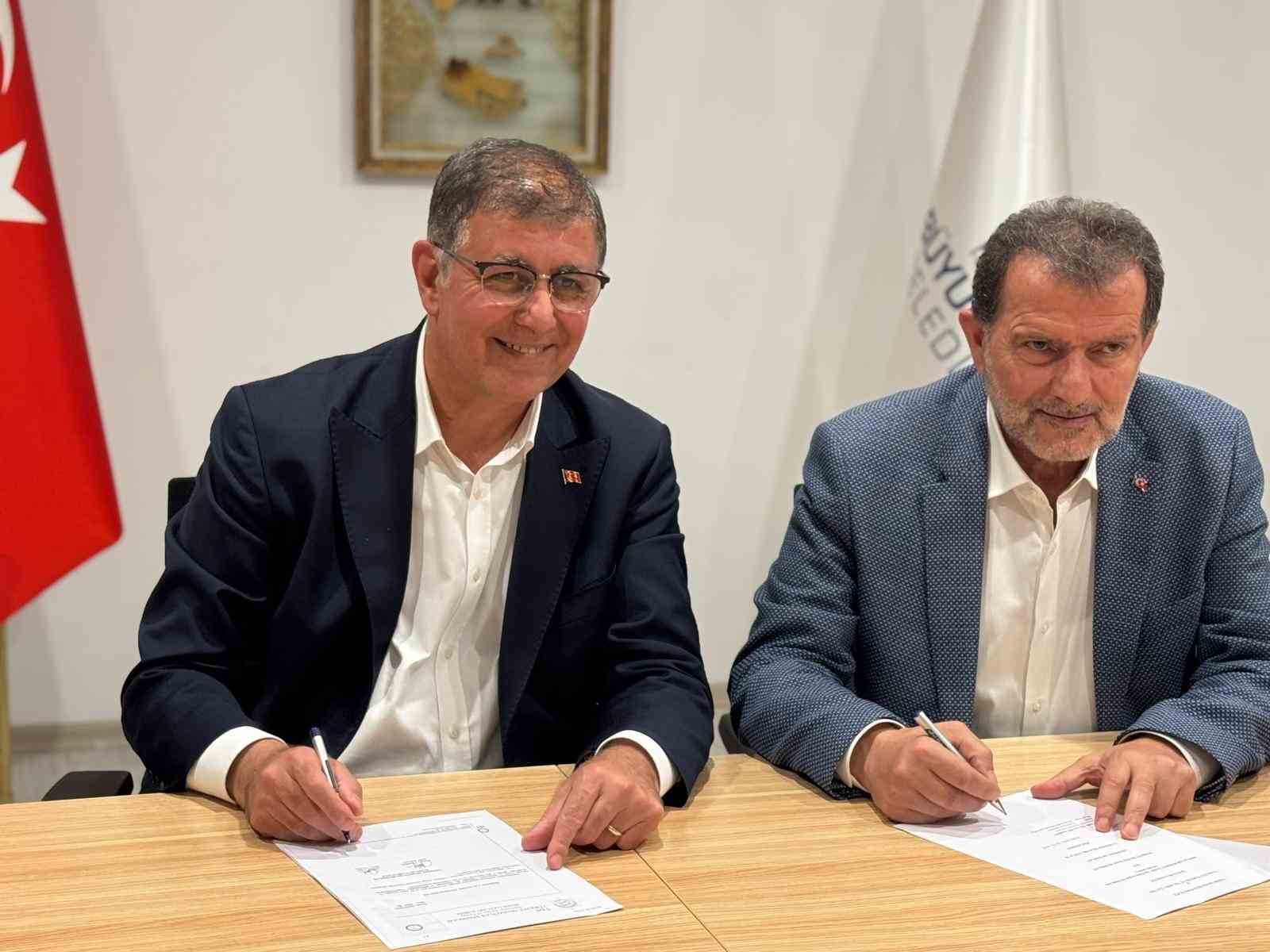 İZDENİZ’de imzalar atıldı