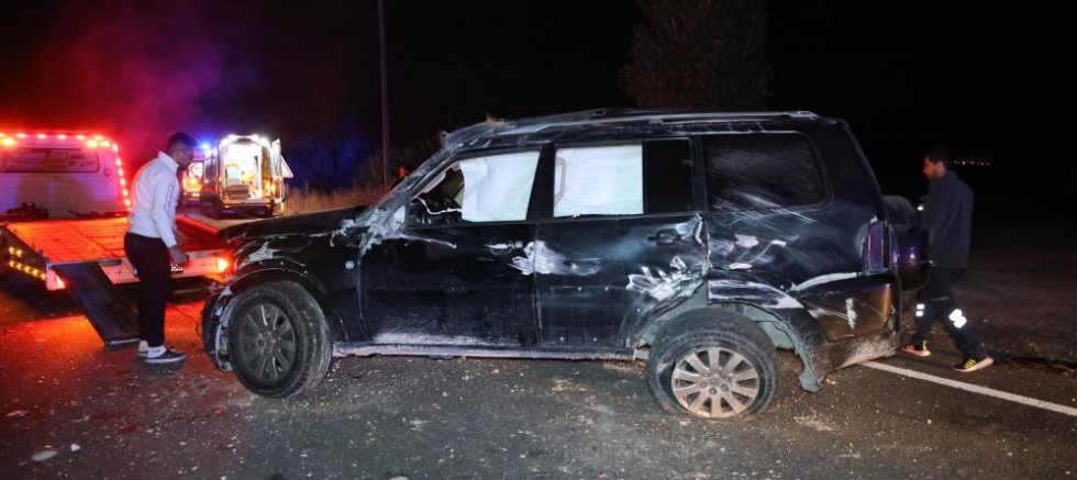 İzinsiz aldığı araçla kaza yaptı: 2 yaralı