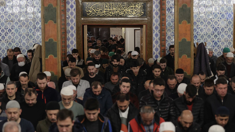 İzmir'de bayram namazı saat kaçta?