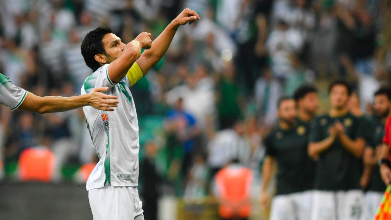 Kaptan attı Bursaspor güldü!